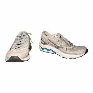 Mizuno Oyster Mushroom Wave Inspire 18 Running Shoe Women's 7.5M EUC